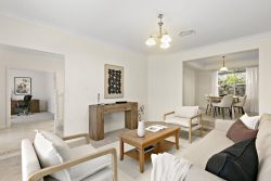 6 Hannah Cl, Figtree NSW 2525, Australia