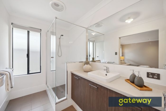 13 Hird Rd, Success WA 6164, Australia