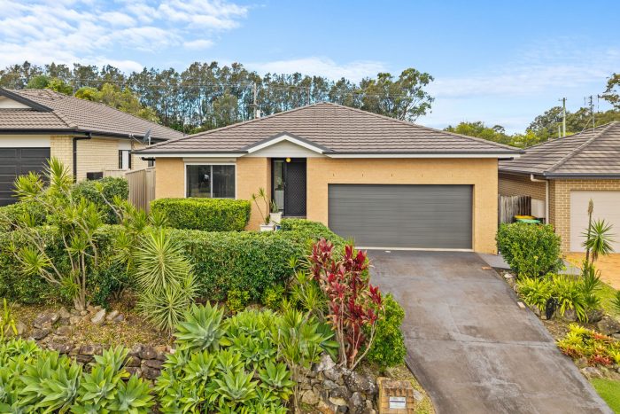 3 Yellow Rose Terrace, Hamlyn Terrace NSW 2259, Australia