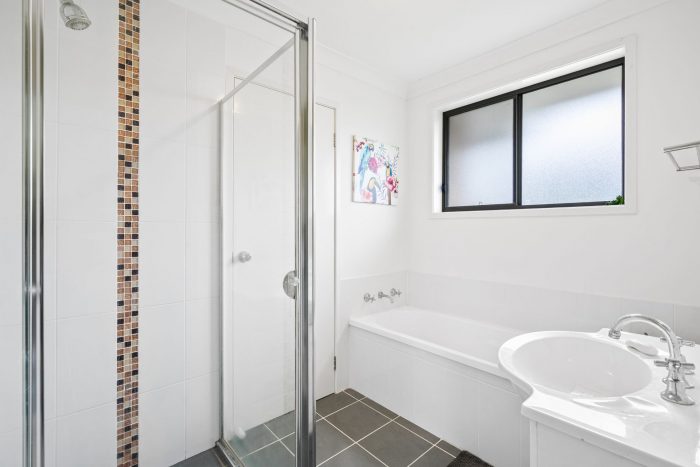3 Yellow Rose Terrace, Hamlyn Terrace NSW 2259, Australia