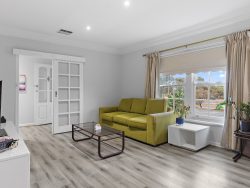 44 Red Cedar Dr, Reynella SA 5161, Australia
