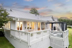 298 Rimmer Road,Helensville, Rodney, Auckland, 0875, New Zealand