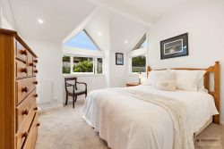 298 Rimmer Road,Helensville, Rodney, Auckland, 0875, New Zealand