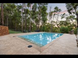25 Simons Dr, Roleystone WA 6111, Australia