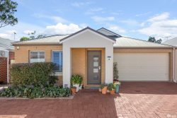 Unit 13/54 Sixth Rd, Armadale WA 6112, Australia
