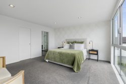 1/129 Kowhai Road, Mairangi Bay, North Shore City, Auckland, 0630, New Zealand