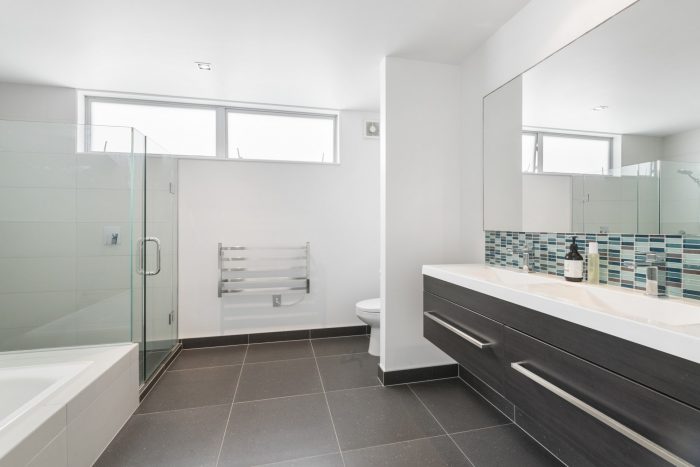 1/129 Kowhai Road, Mairangi Bay, North Shore City, Auckland, 0630, New Zealand