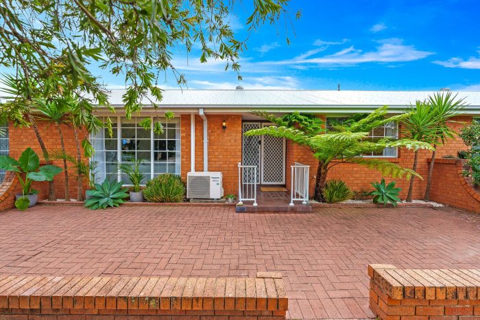 Unit 9/1 Suncrest Parade, Gorokan NSW 2263, Australia