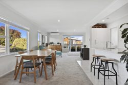 11 Tahi Terrace, Glen Eden, Waitakere City, Auckland, 0602, New Zealand