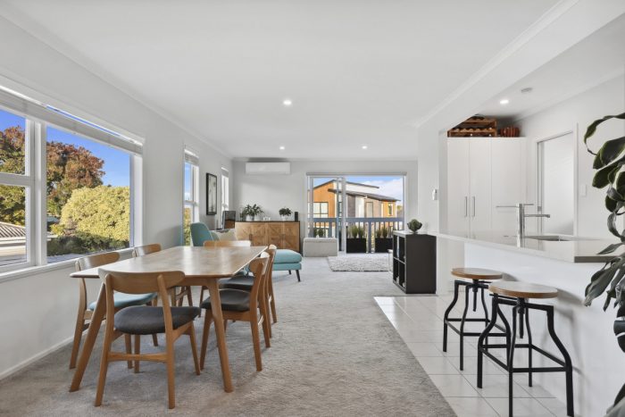 11 Tahi Terrace, Glen Eden, Waitakere City, Auckland, 0602, New Zealand
