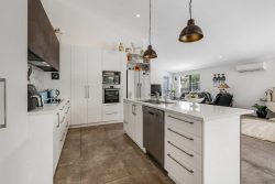 6 Trevally Place, Snells Beach, Rodney, Auckland, 0920, New Zealand