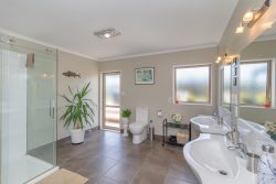 64 Lea Grove, Levin, Horowhenua, Manawatu/ Whanganui, 5572, New Zealand