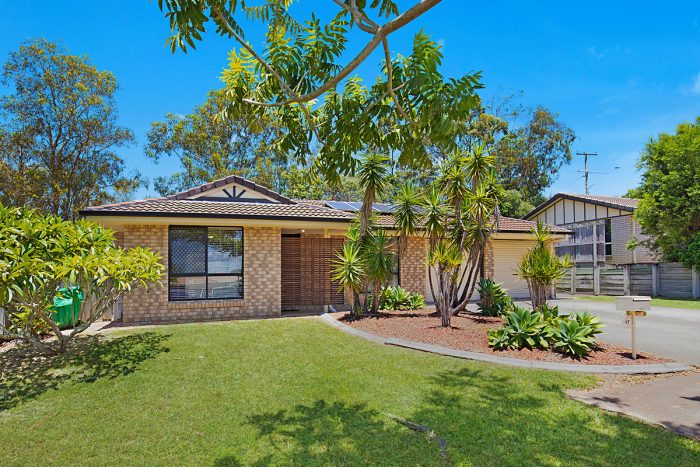 27 Windamere Court,Heritage Park QLD 4118, Australia