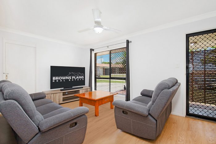 27 Windamere Court,Heritage Park QLD 4118, Australia