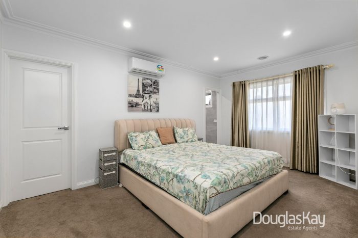 86A Devonshire Rd, Sunshine VIC 3020, Australia