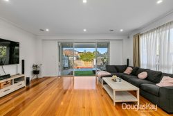 86A Devonshire Rd, Sunshine VIC 3020, Australia
