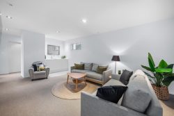 12A Eastcliffe Road, Castor Bay, North Shore City, Auckland, 0620, New Zealand