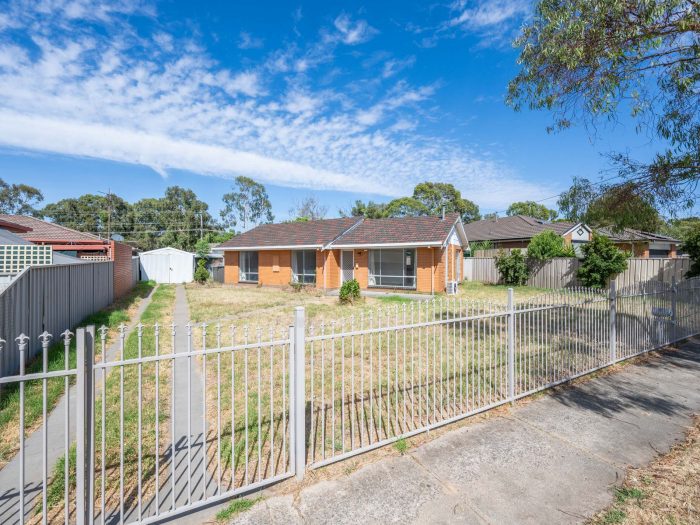 27 Baker Cres, Mooroopna VIC 3629, Australia