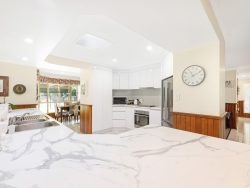 9 Paroo Ct, Dundowran Beach QLD 4655, Australia