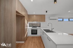 Unit 1/2 Betsy Mack Pl, Howrah TAS 7018, Australia