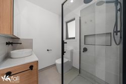 Unit 1/2 Betsy Mack Pl, Howrah TAS 7018, Australia