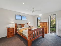 4 Blackwood Dr, Forcett TAS 7173, Australia