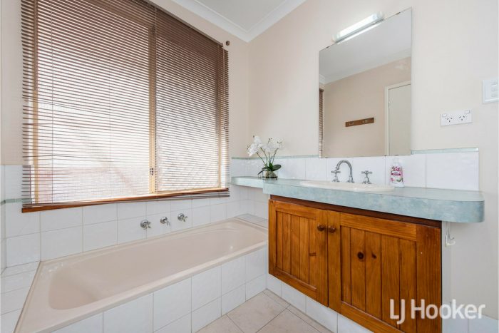 Unit 4/40 Boundary Rd, Mandurah WA 6210, Australia