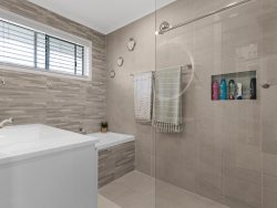 35 Petersen Rd, Craignish QLD 4655, Australia