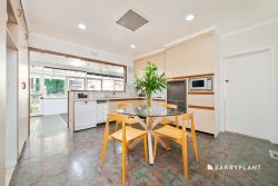 4 Brooks St, Fawkner VIC 3060, Australia