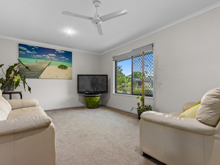 7 Red Gum Ct, Urraween QLD 4655, Australia