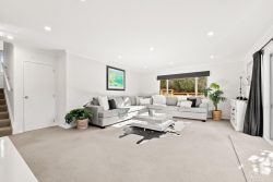 15 Frankie Stevens Place, Riverstone Terraces, Upper Hutt, Wellington, 5018, New Zealand