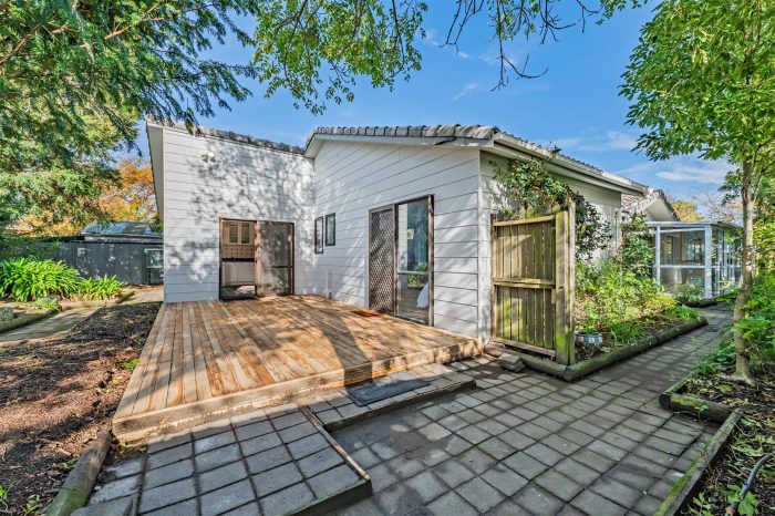 34 Donnington Street, Parklands, Christchurch City, Canterbury, 8083, New Zealand