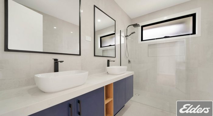 19 Dryandra St, Manor Lakes VIC 3024, Australia