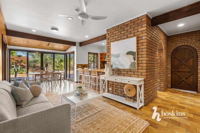 4 Elaine Ct, Mooroolbark VIC 3138, Australia