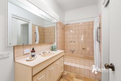 4 Elaine Ct, Mooroolbark VIC 3138, Australia