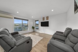 15 Ernest Rd, Rokeby TAS 7019, Australia