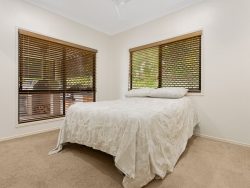100 Sempfs Rd, Dundowran Beach QLD 4655, Australia