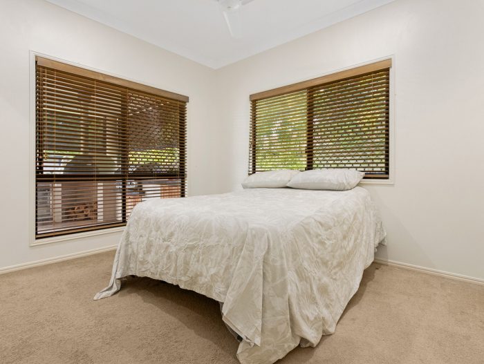 100 Sempfs Rd, Dundowran Beach QLD 4655, Australia