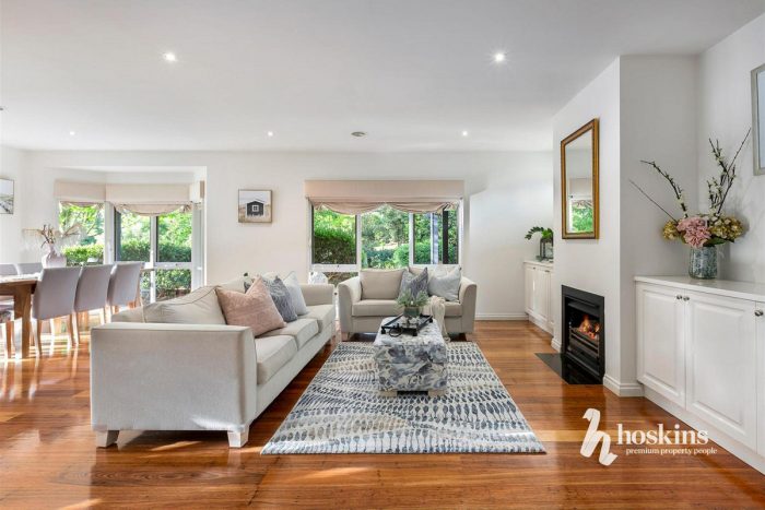 14-16 Feversham Ave, Park Orchards VIC 3114, Australia