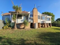 30 Flanders Ave, Muswellbrook NSW 2333, Australia