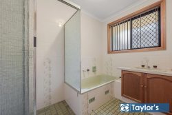 78 Hamilton Rd, Fairview Park SA 5126, Australia