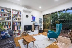 39 Hampshire Rd, Sunshine VIC 3020, Australia