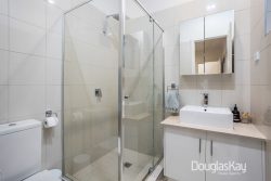 39 Hampshire Rd, Sunshine VIC 3020, Australia