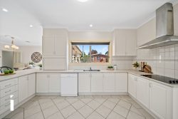 47 Hurtle Ave, Bonython ACT 2905, Australia