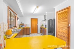 5 Jason Rd, Bayonet Head WA 6330, Australia