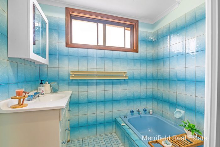 5 Jason Rd, Bayonet Head WA 6330, Australia