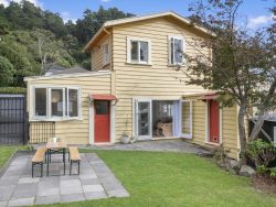 27 Rona Street, Eastbourne, Lower Hutt, Wellington, 5013, New Zealand
