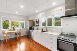77 Kent Street, Carterton, Wellington, 5713, New Zealand