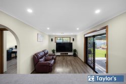 51 Kestral Way, Modbury Heights SA 5092, Australia