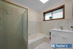 51 Kestral Way, Modbury Heights SA 5092, Australia